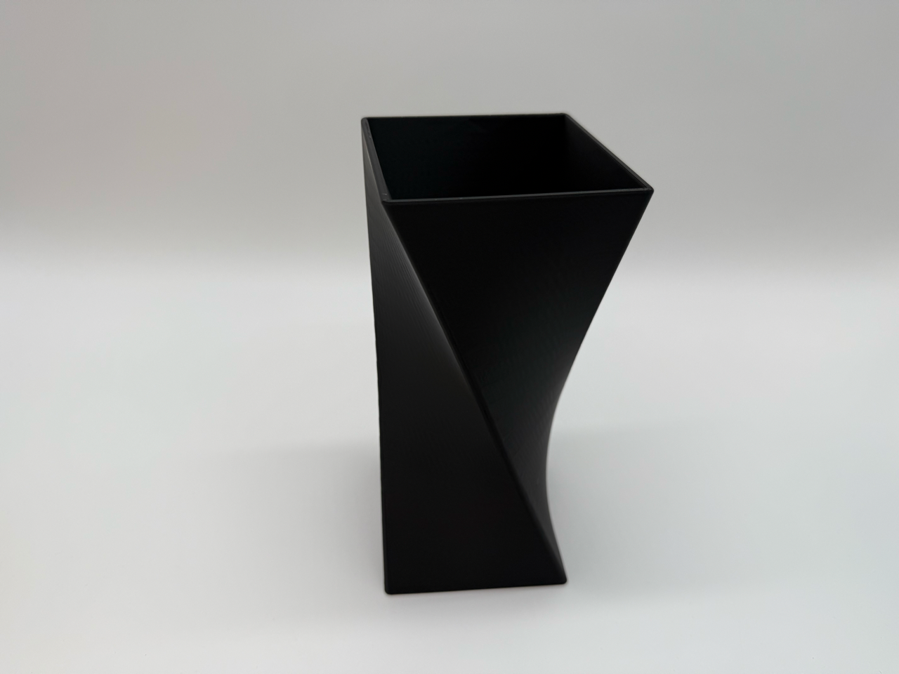 Premium Geometric Design Vase - Square and Twisted - Minimalist 3D Flower Pot - Image 2
