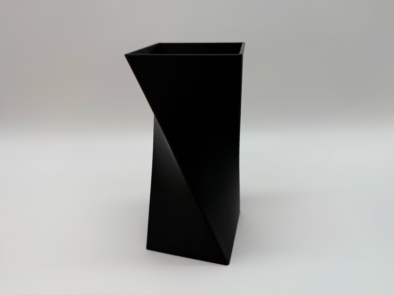 Premium Geometric Design Vase - Square and Twisted - Minimalist 3D Flower Pot - Image 3