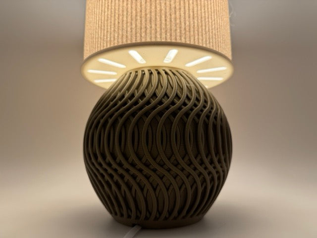Premium Modern Table Lamp 'Marble' with Marble Pattern Shade and Stylish Geometric Base - Atmospheric Lighting - Image 4